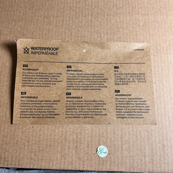 The North Face Junior Hedgehog Hiker II Mid WP Size 6 Junior NWB - Picture 11 of 11